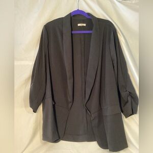 Black Blazer - 3/4 sleeve lightweight blazer